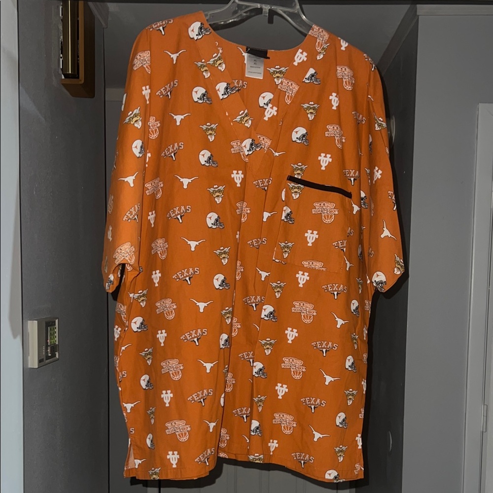 DUDZ Texas Longhorns Orange Graphic Women's Scrub Top